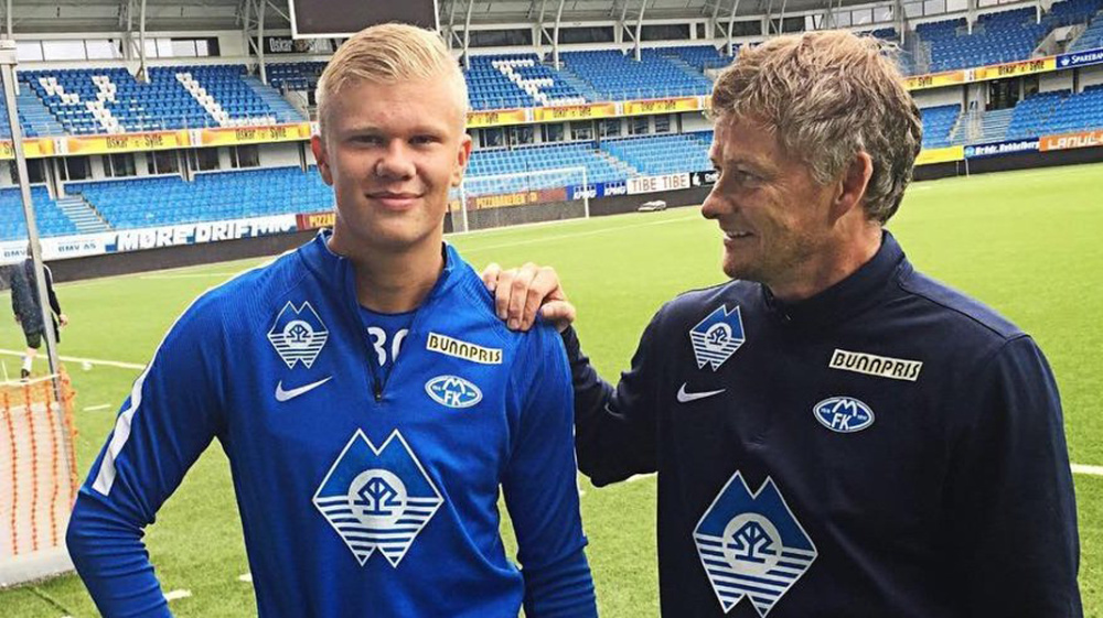 NBA常规赛焦点战精彩瞬间（NBA常规赛焦点对决高光集锦）