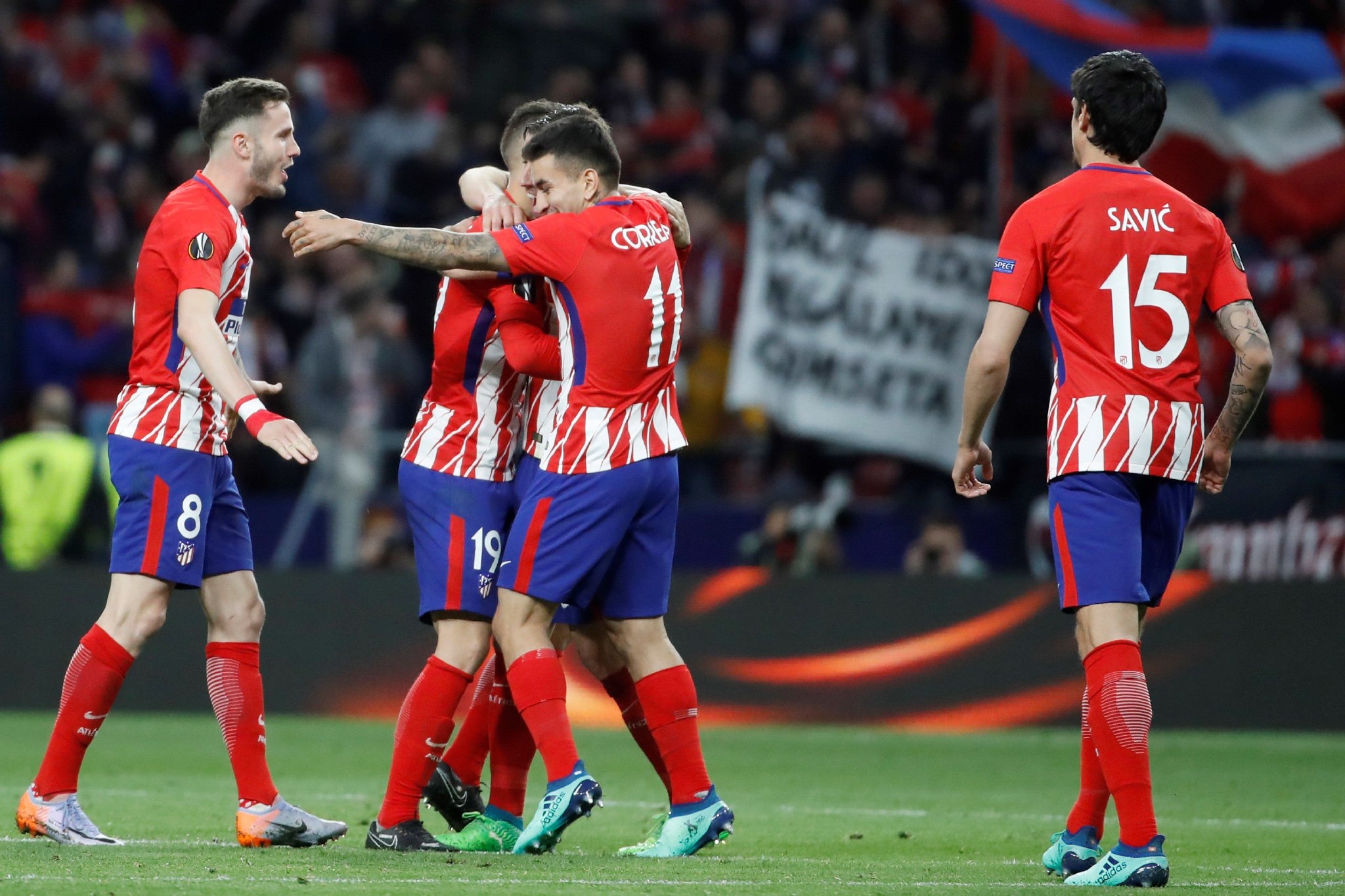 快攻战术被他们玩明白了（他们已把快攻战术吃透了）